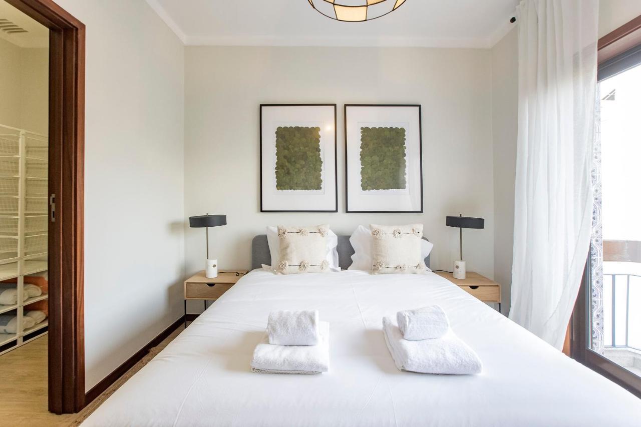 2Br Flat In Bonfim W/ Ac & Balcony By Lovelystay Porto Eksteriør billede