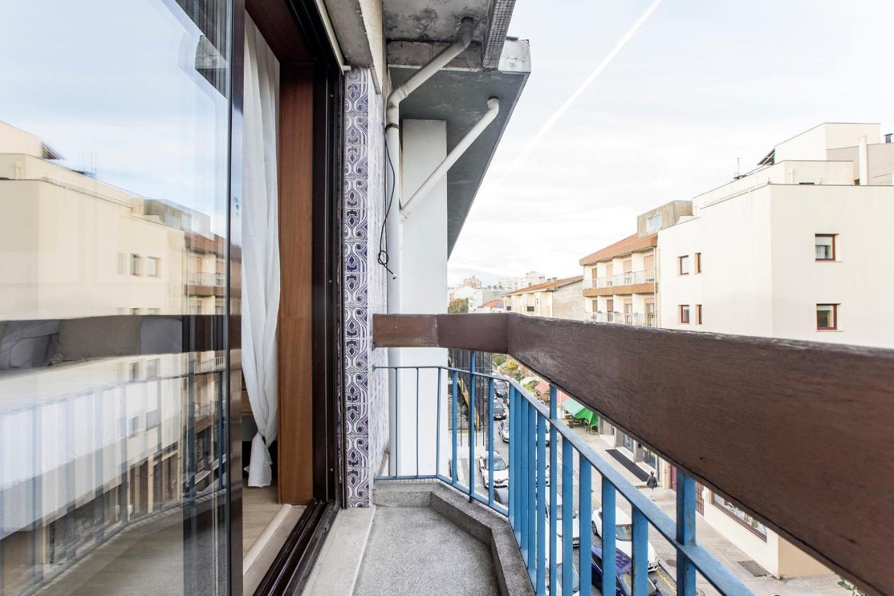 2Br Flat In Bonfim W/ Ac & Balcony By Lovelystay Porto Eksteriør billede