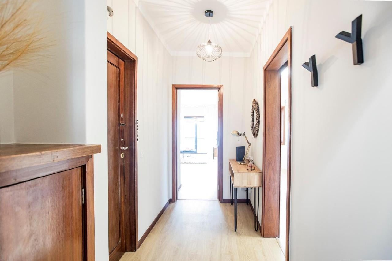 2Br Flat In Bonfim W/ Ac & Balcony By Lovelystay Porto Eksteriør billede